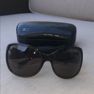 Authentic CHANEL Sunglasses - great condition!